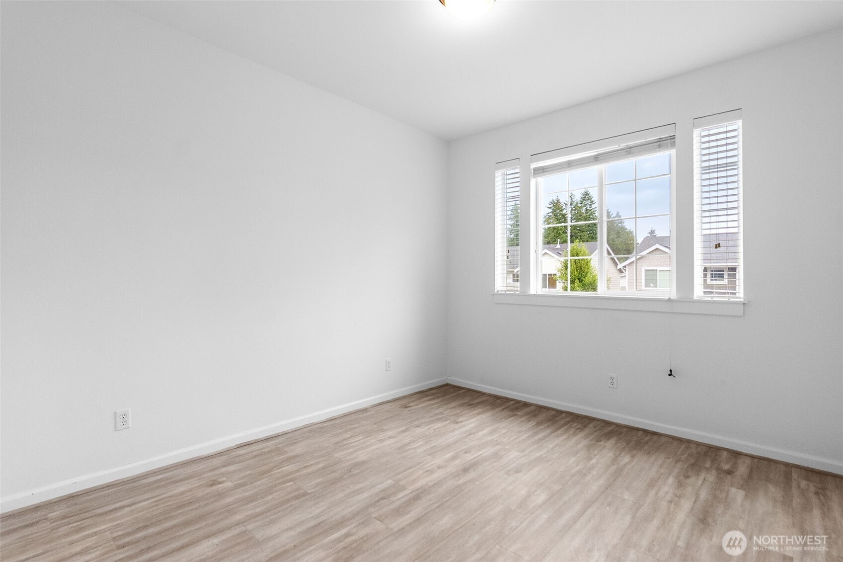 24015 221st Lane Property Photo 31