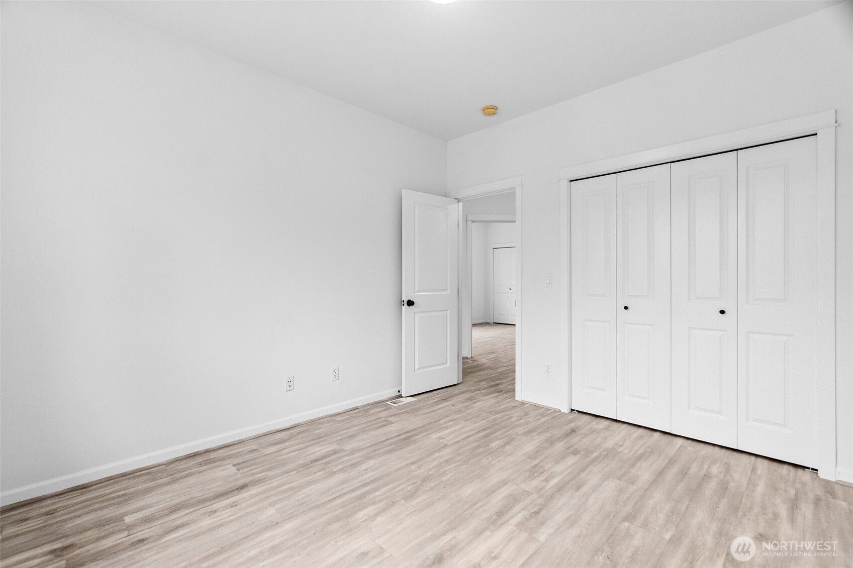 24015 221st Lane Property Photo 32