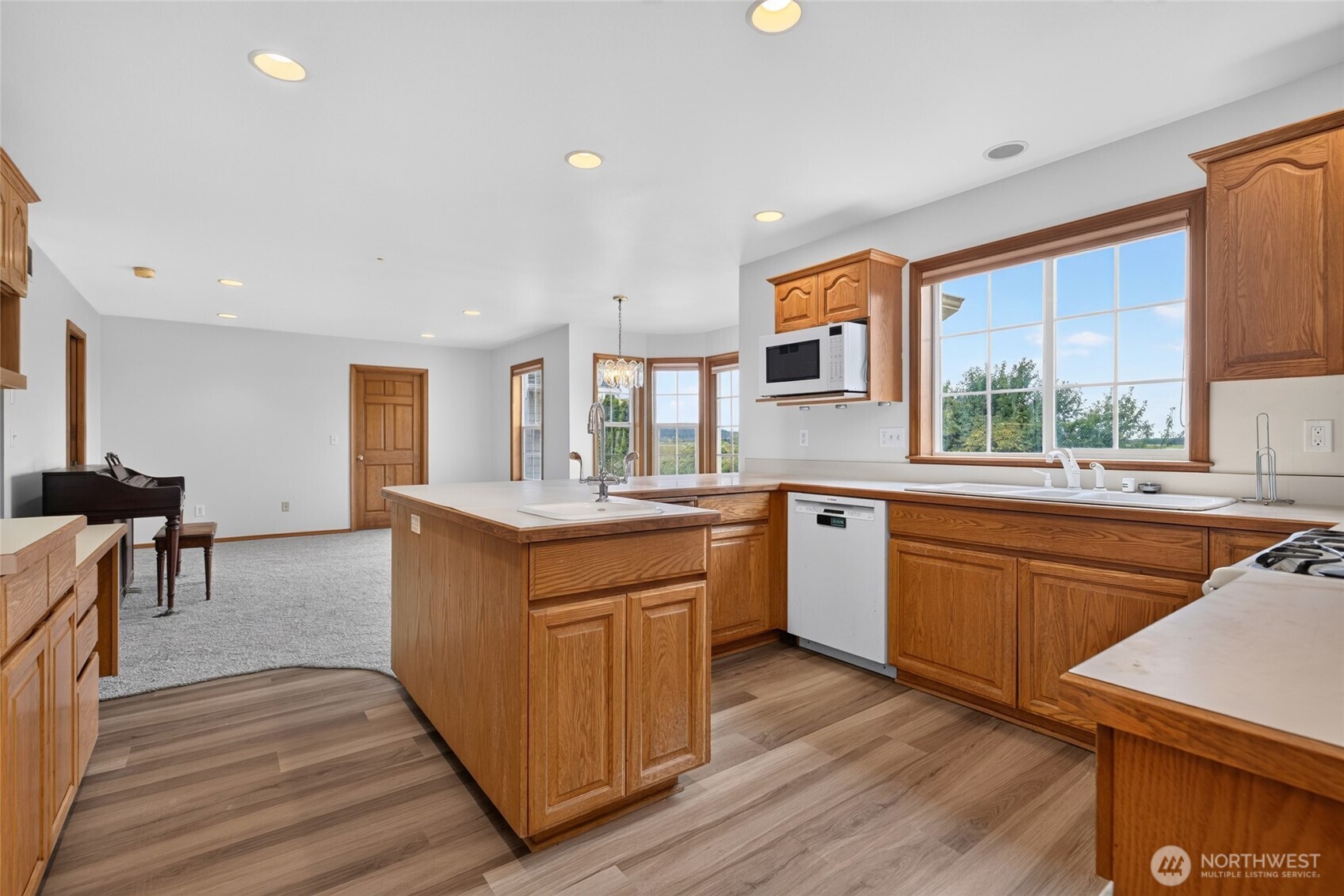 12035 Downey Road Property Photo 14