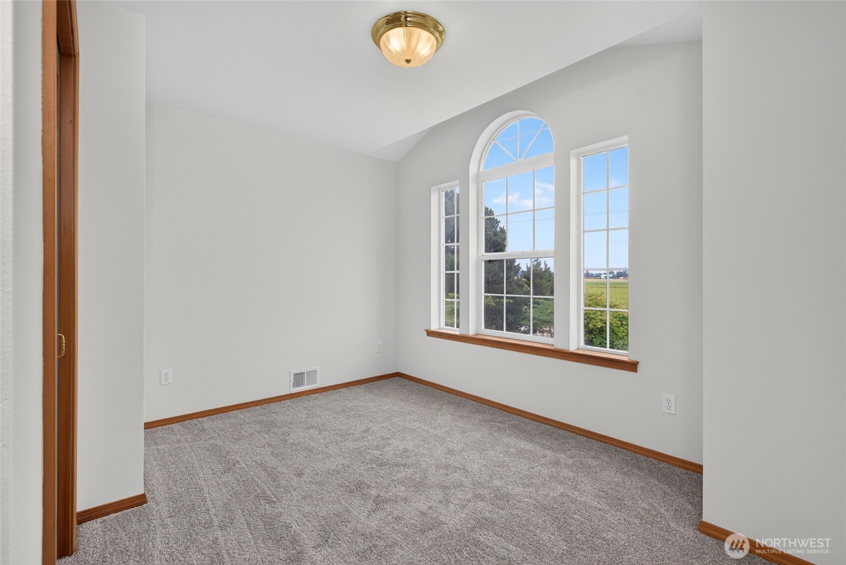 12035 Downey Road Property Photo 34