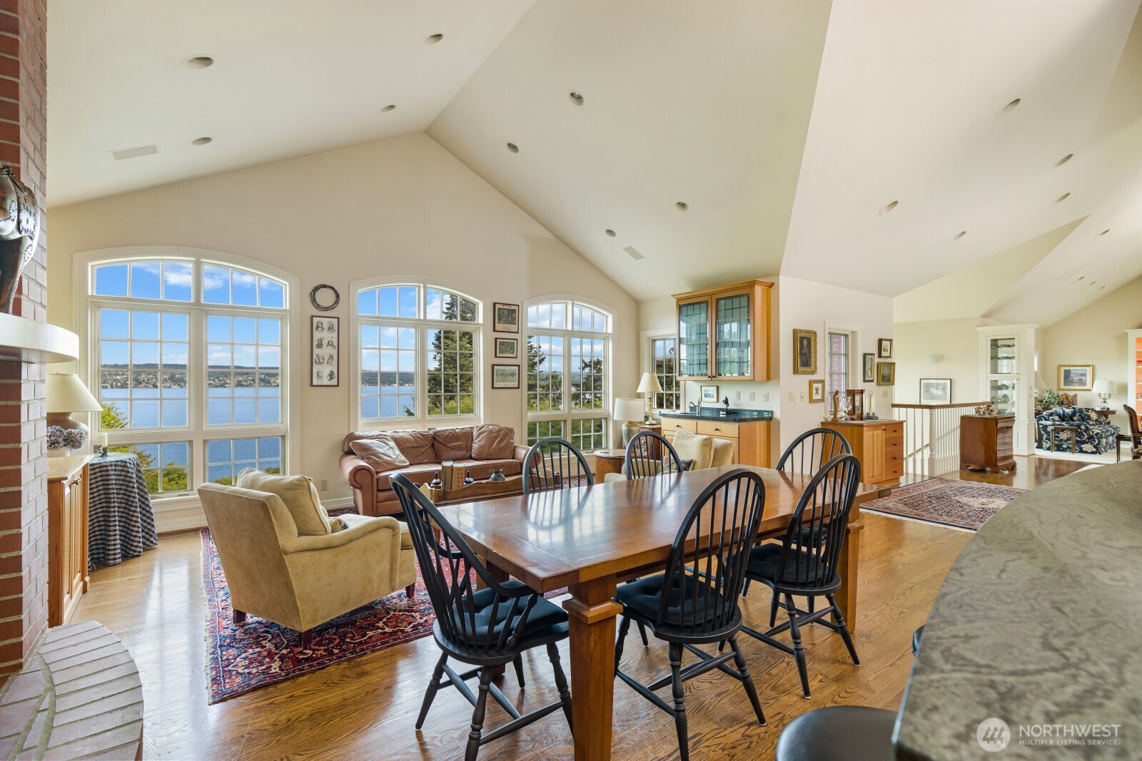 6681 Ne Windermere Road Property Photo 20