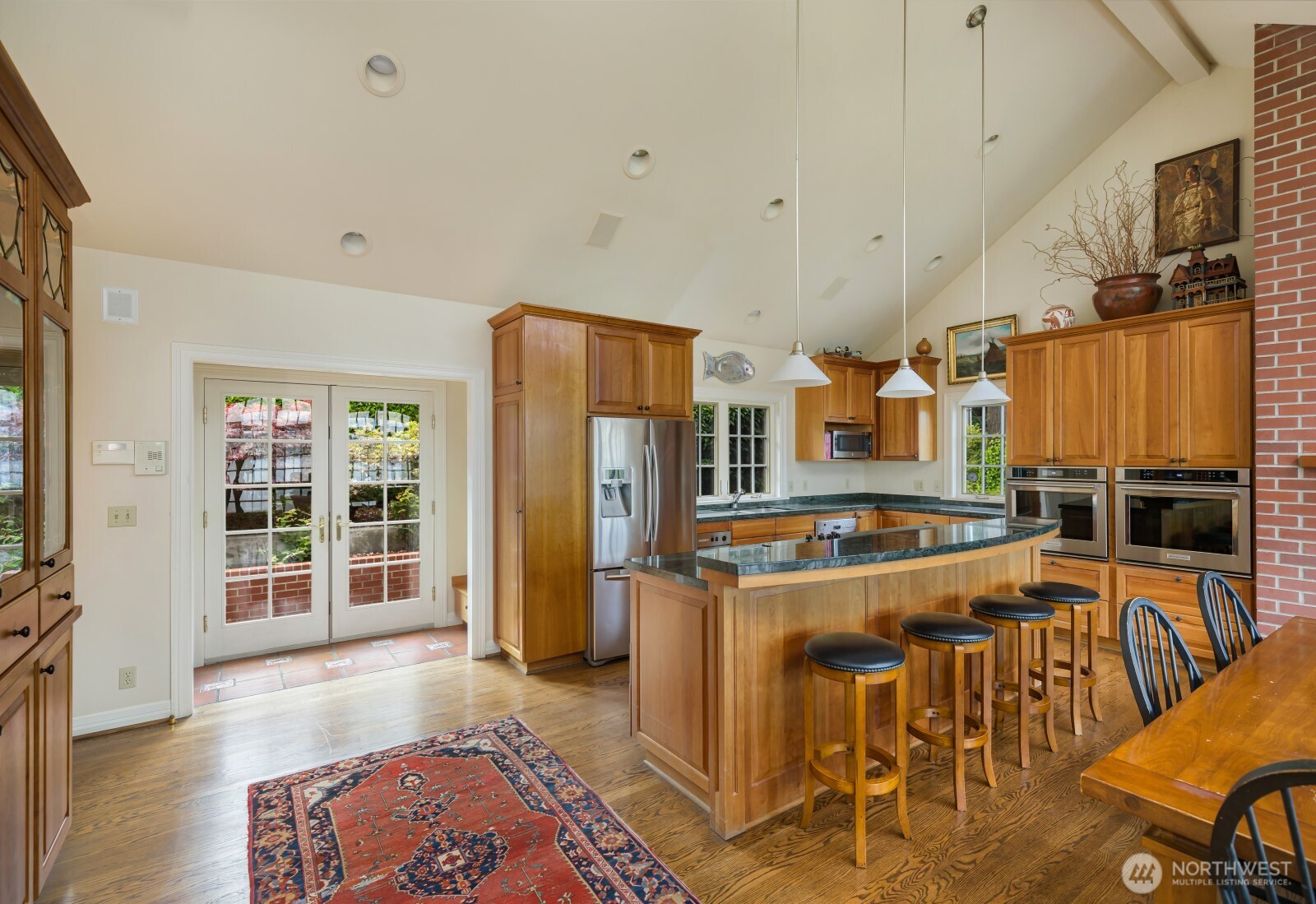 6681 Ne Windermere Road Property Photo 23