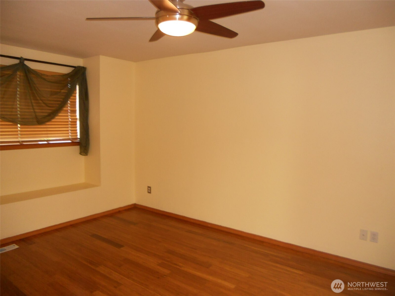 20514 66th Drive Property Photo 8