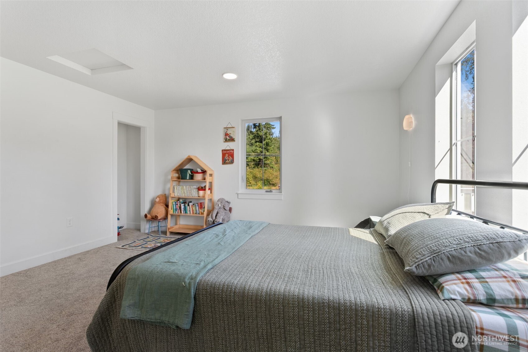 193 Obsidian Drive Property Photo 31