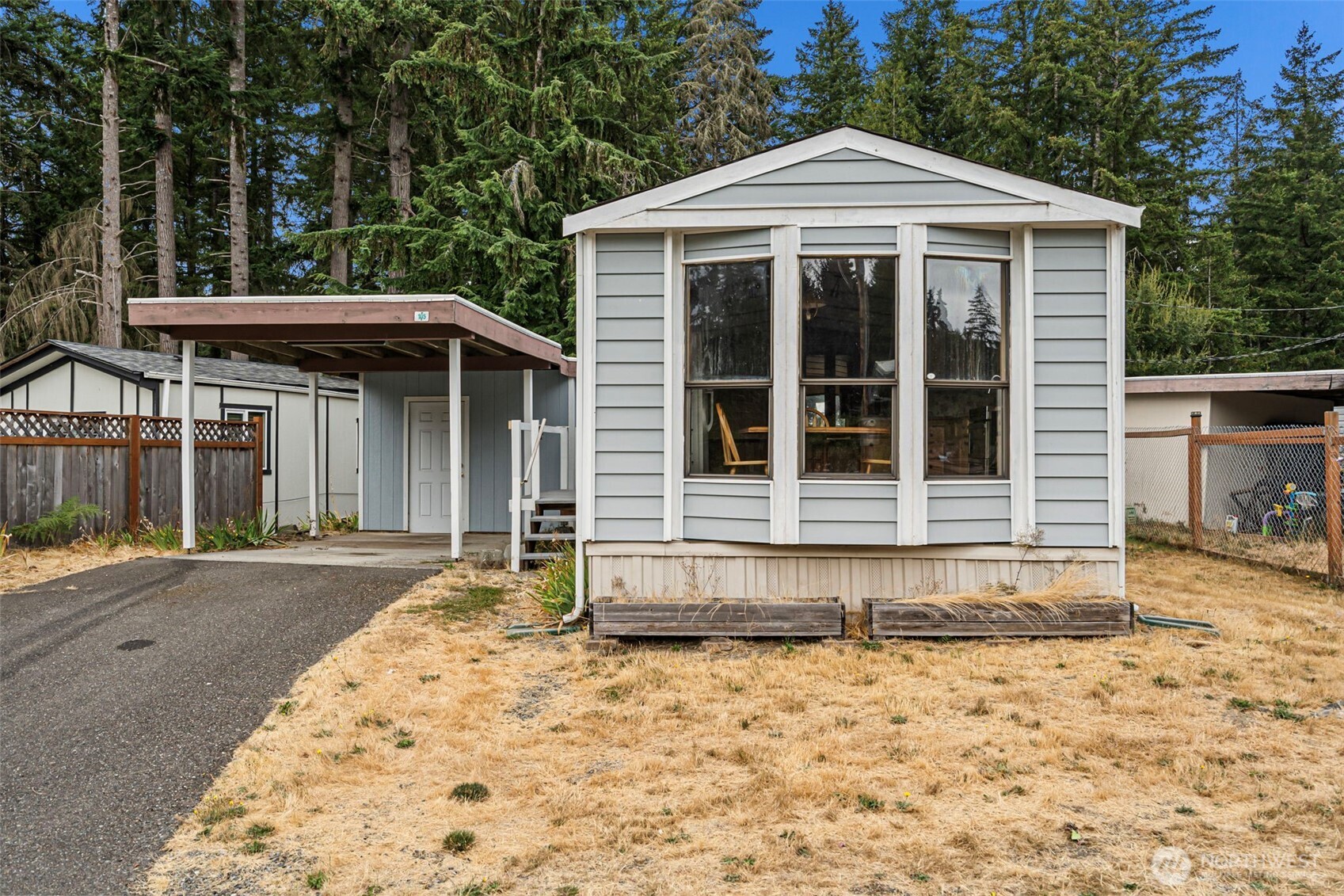 9111 66th Avenue Property Photo 1