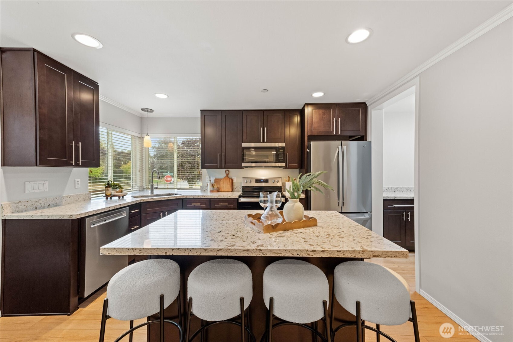 1799 Burnside Avenue Property Photo 7