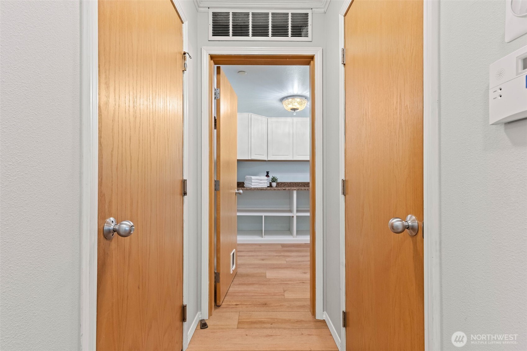 1799 Burnside Avenue Property Photo 17