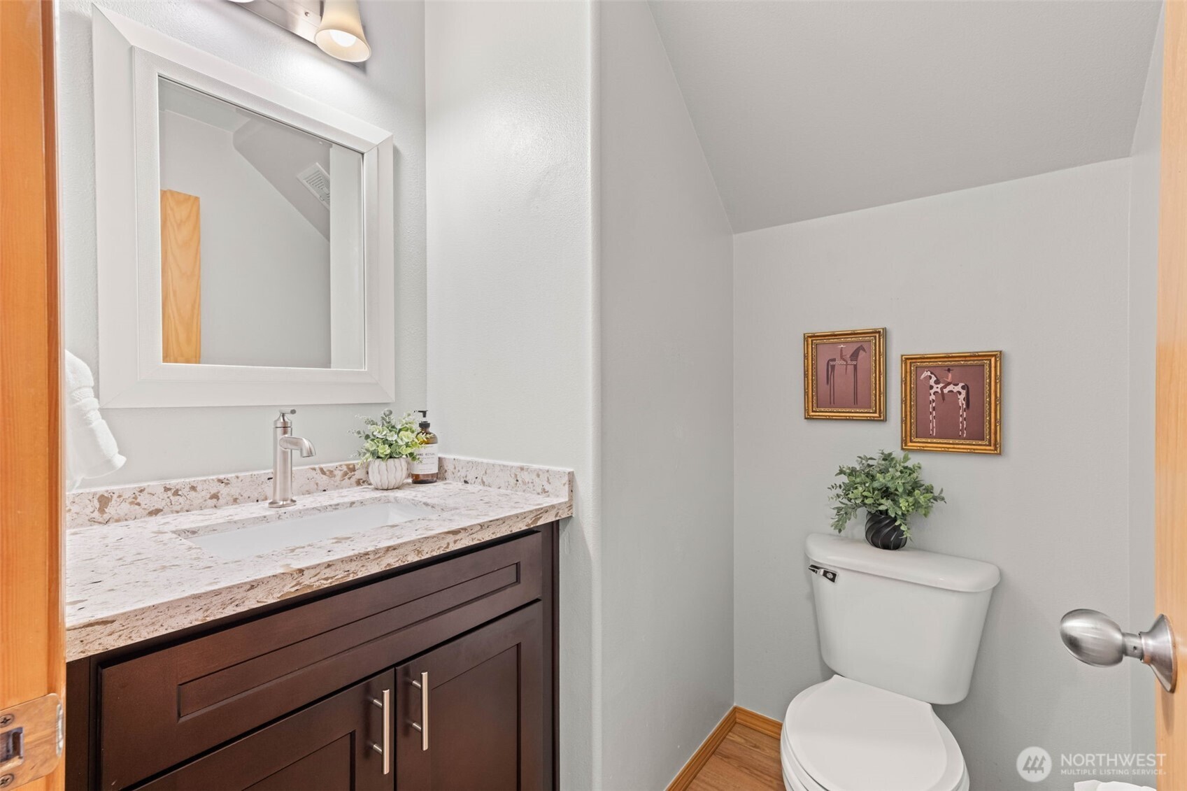 1799 Burnside Avenue Property Photo 19