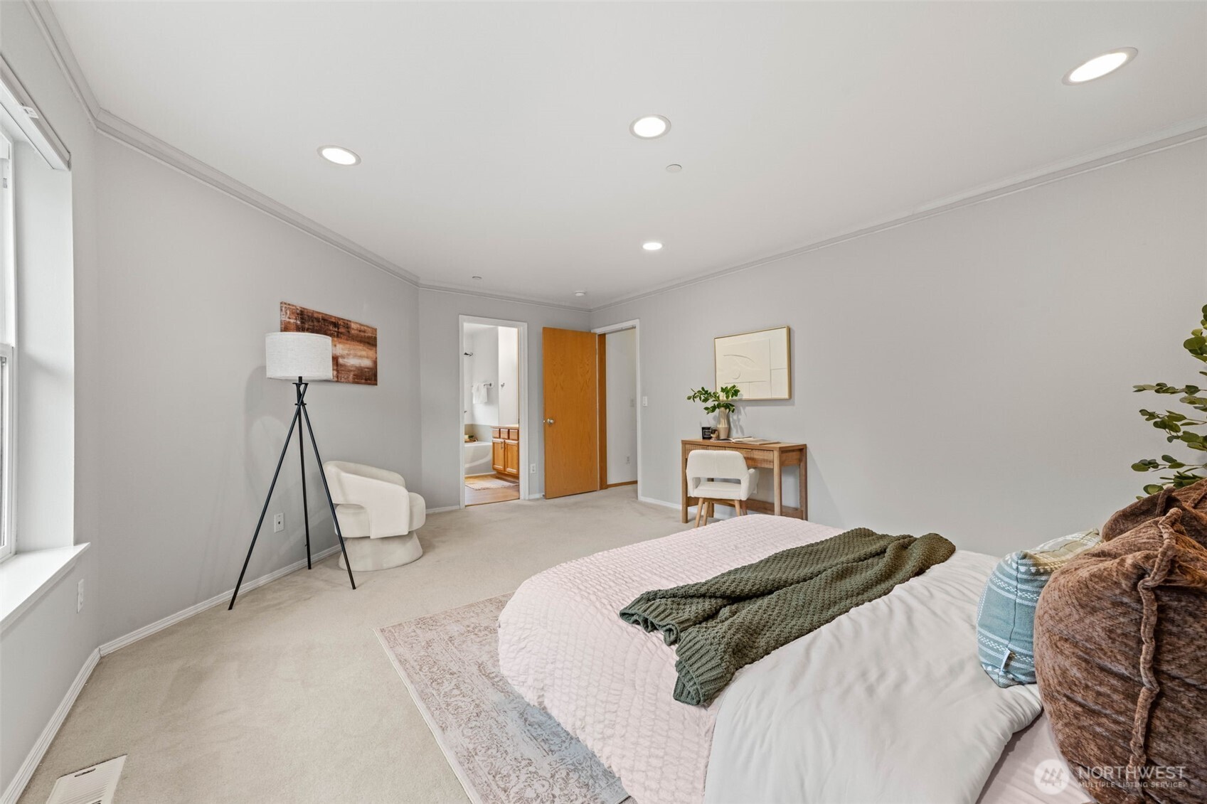 1799 Burnside Avenue Property Photo 22