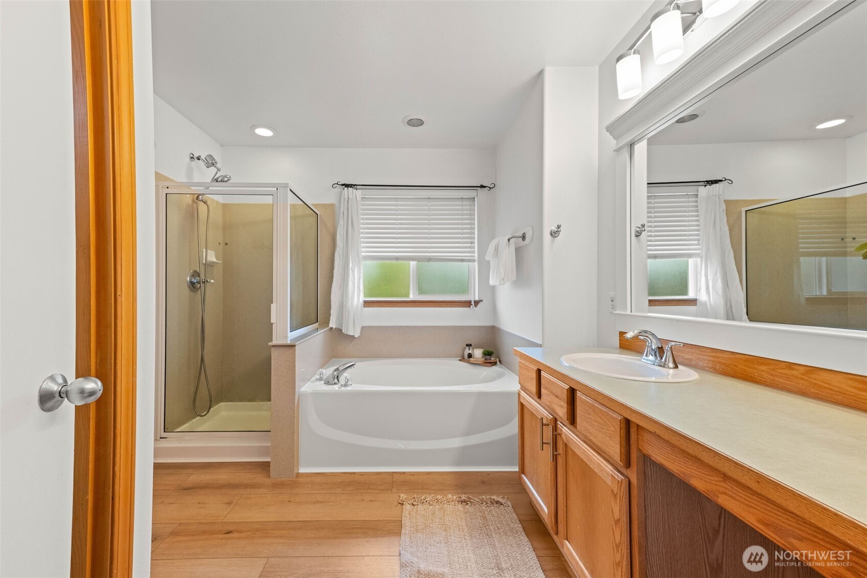 1799 Burnside Avenue Property Photo 25
