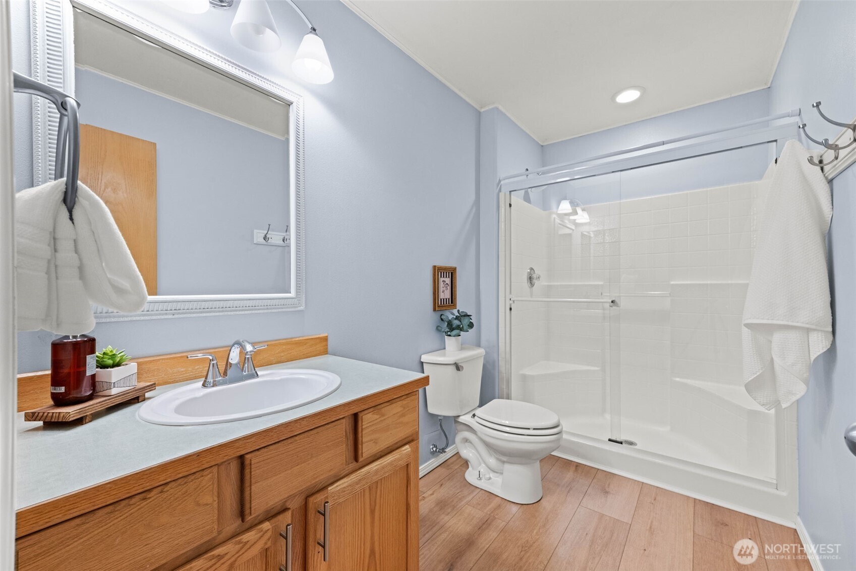 1799 Burnside Avenue Property Photo 27