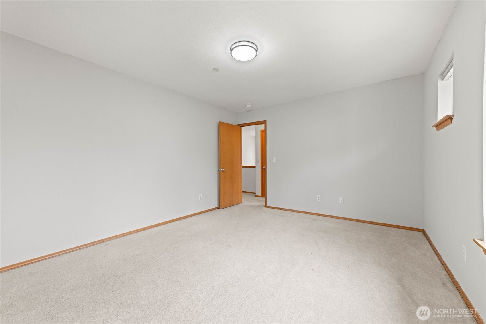 1799 Burnside Avenue Property Photo 31