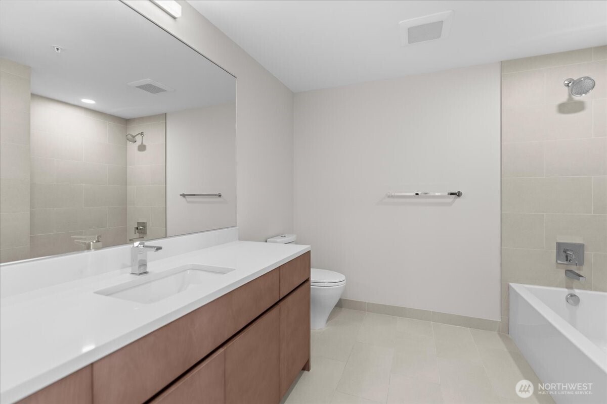 121 Stewart Street 2507 Property Photo 6