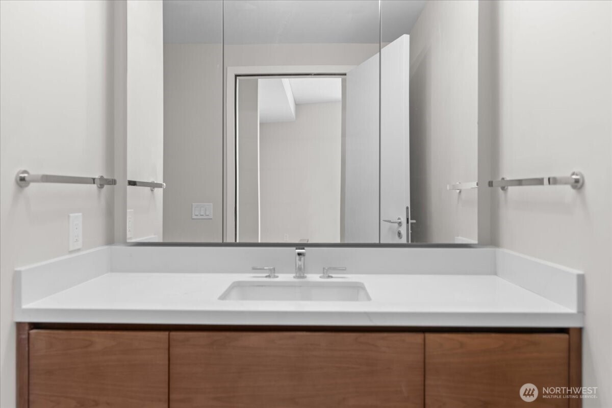 121 Stewart Street 2507 Property Photo 22