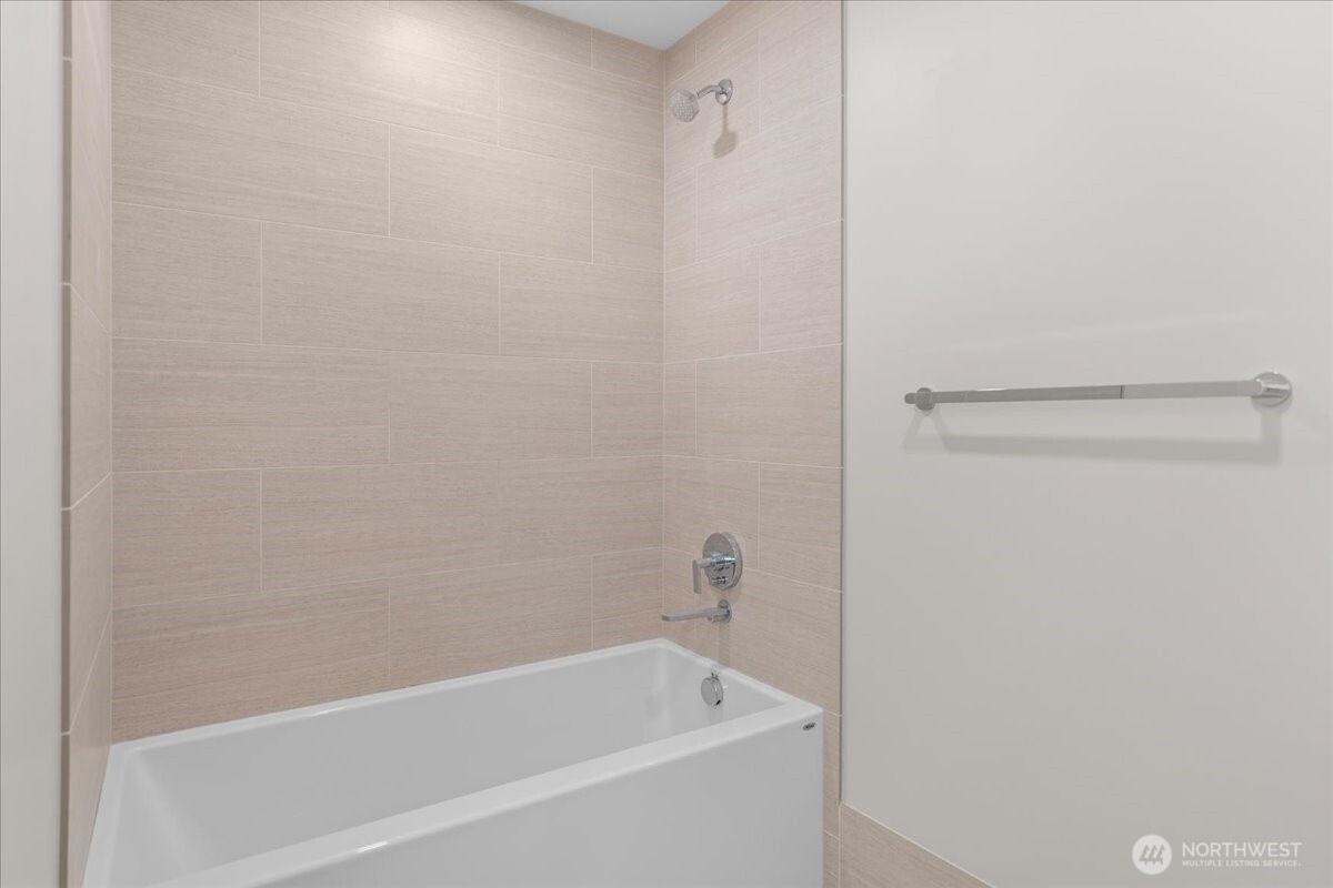 121 Stewart Street 2507 Property Photo 23