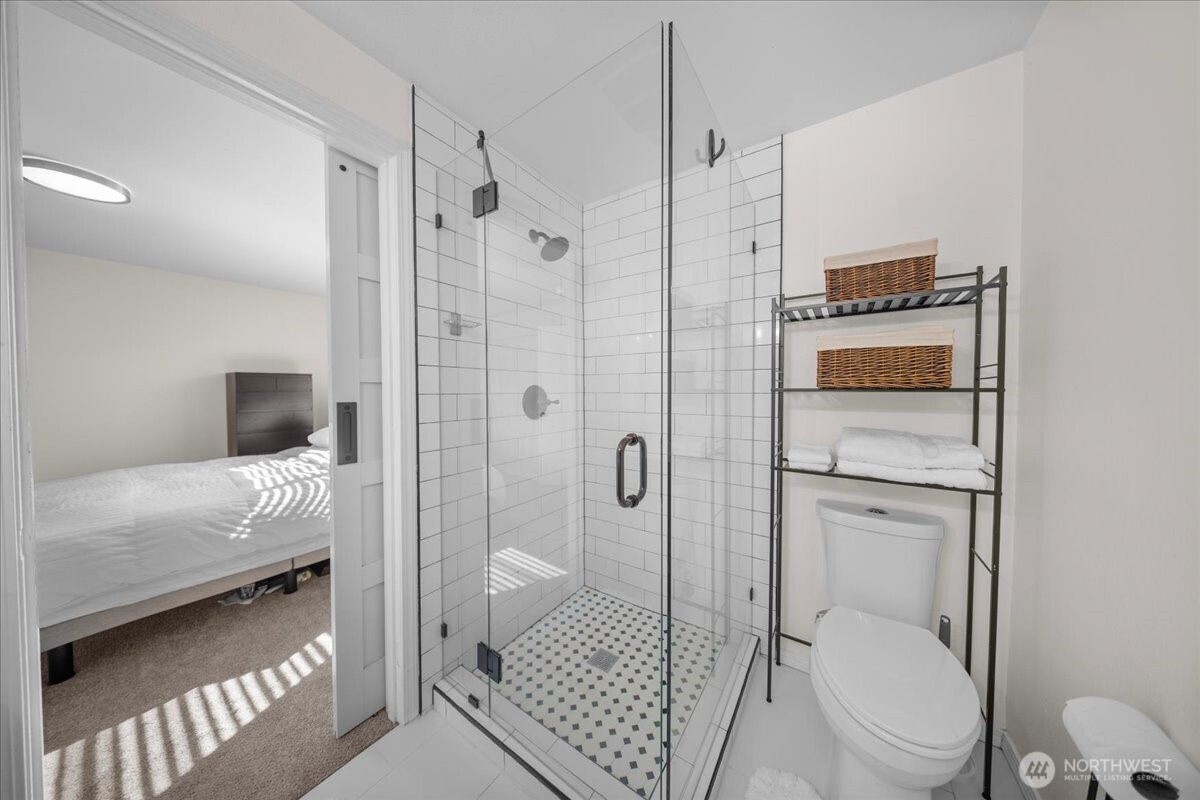 1506 S Cushman Avenue Property Photo 15