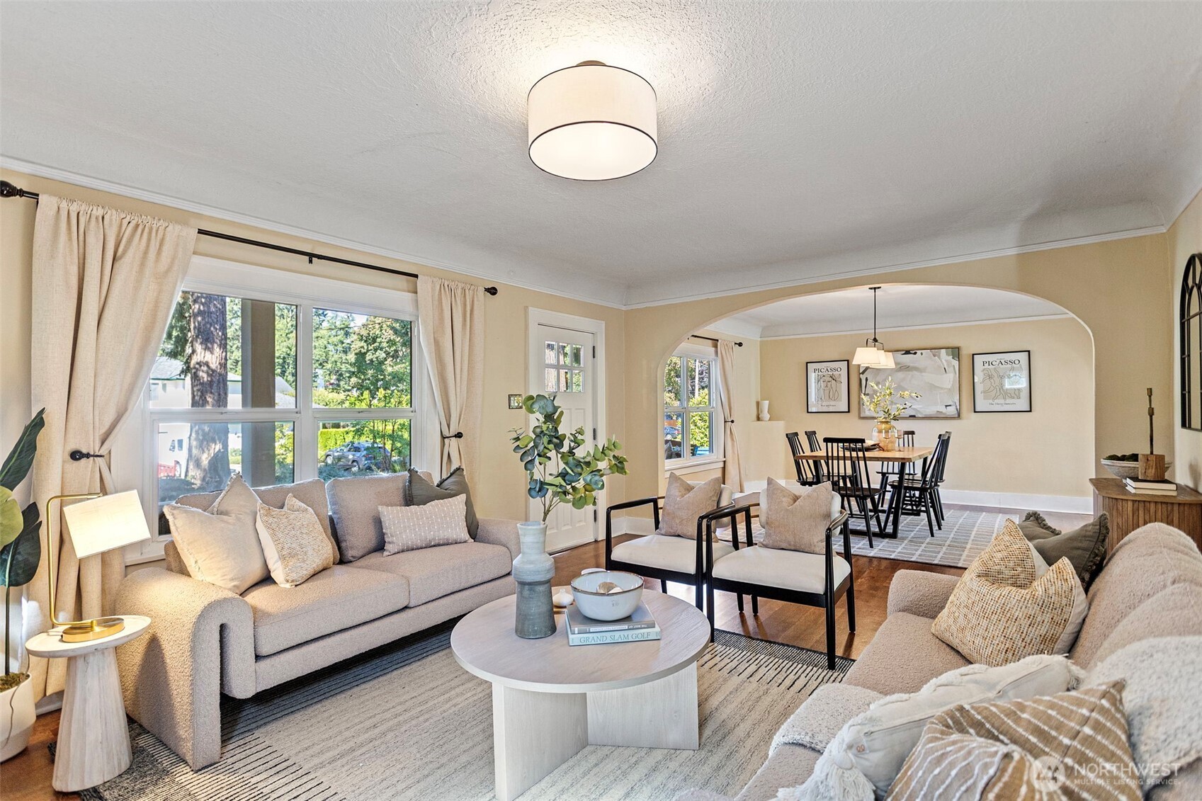 15520 Burke Avenue Property Photo 8