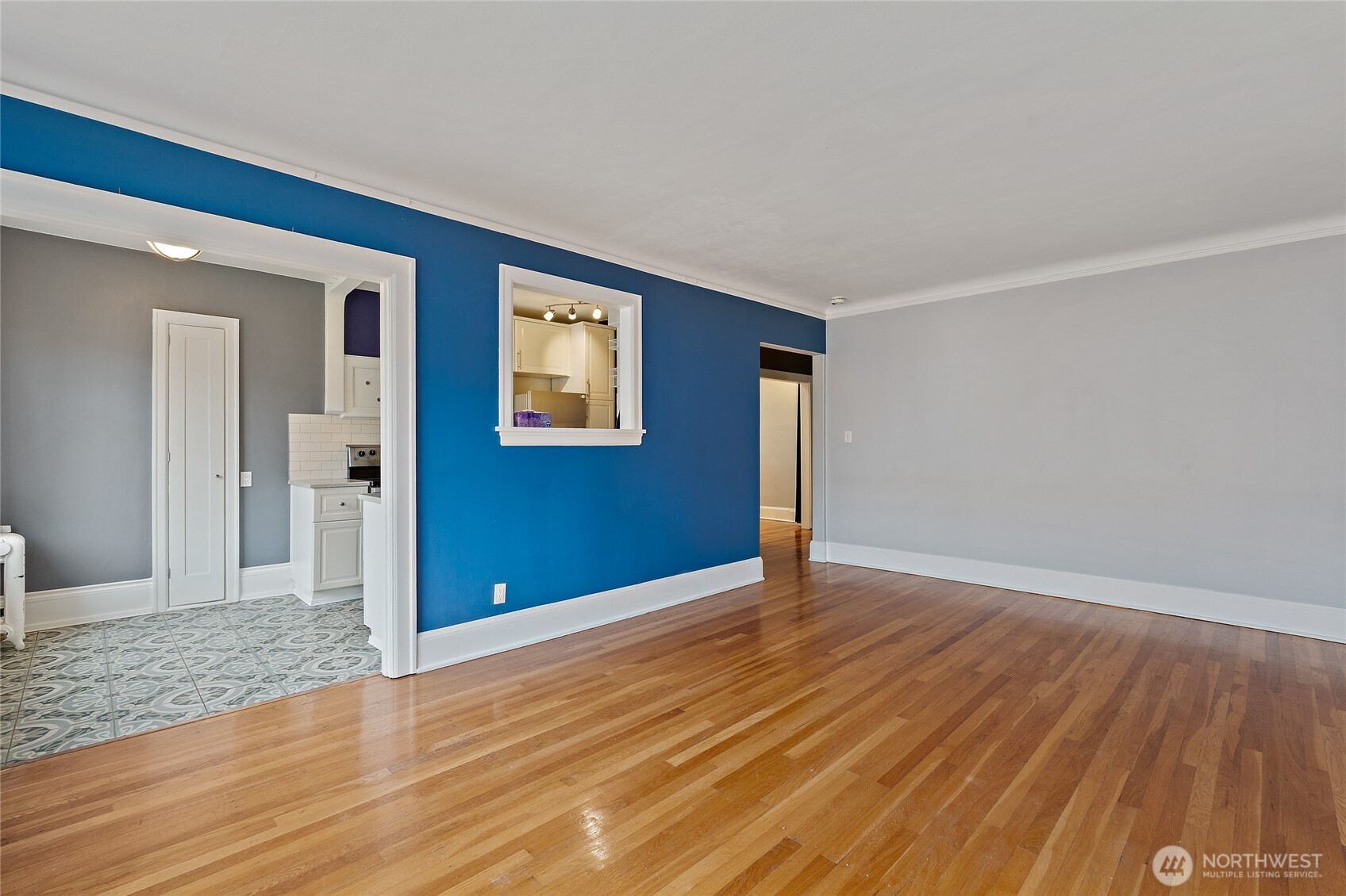 321 Boylston Avenue 404 Property Photo 6