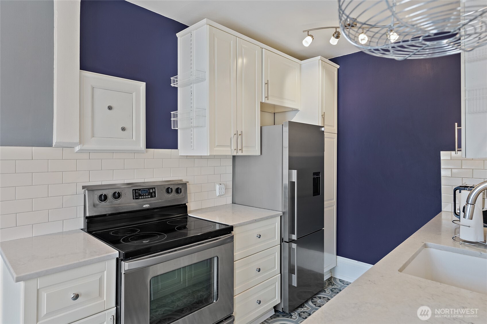 321 Boylston Avenue 404 Property Photo 7