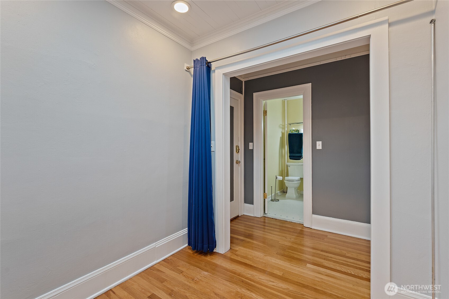 321 Boylston Avenue 404 Property Photo 16