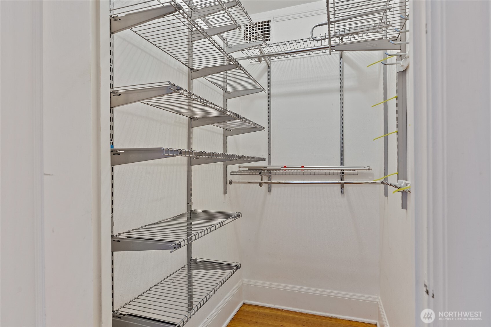 321 Boylston Avenue 404 Property Photo 17