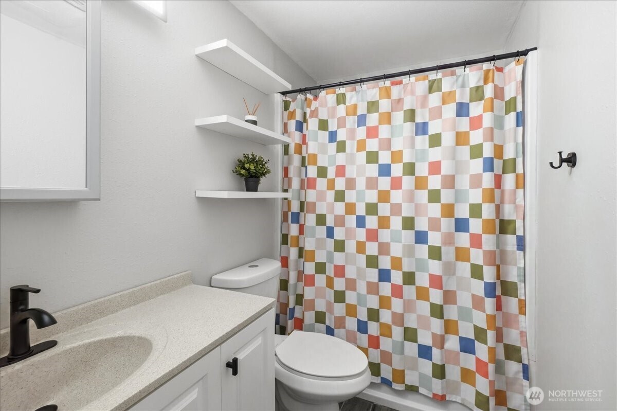 1013 187th Street Property Photo 13