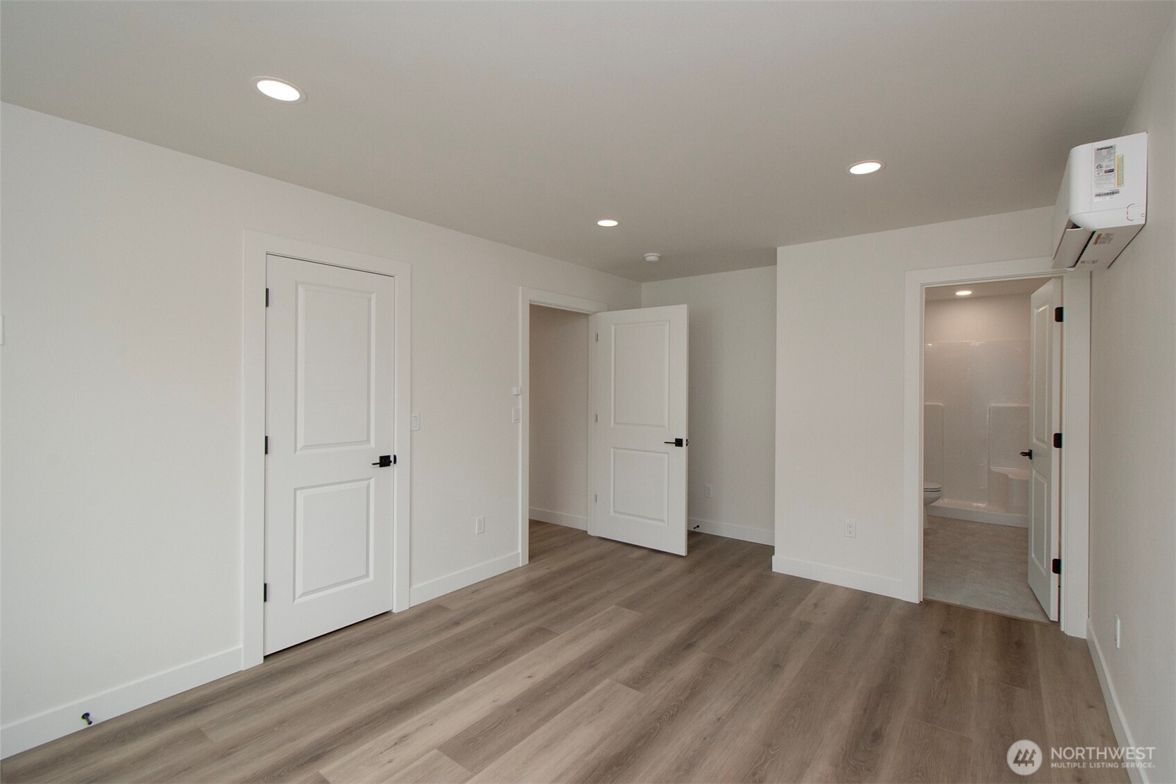 1106 W Lauridsen A Property Photo 32