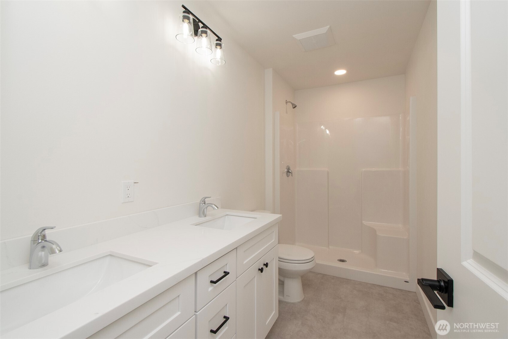 1106 W Lauridsen A Property Photo 33