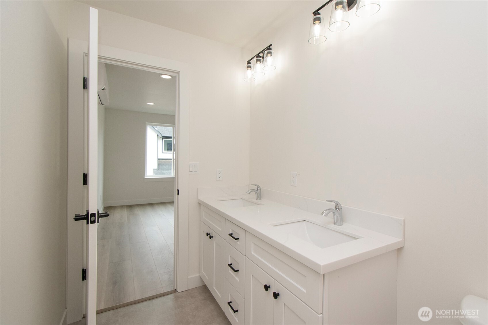 1106 W Lauridsen A Property Photo 34