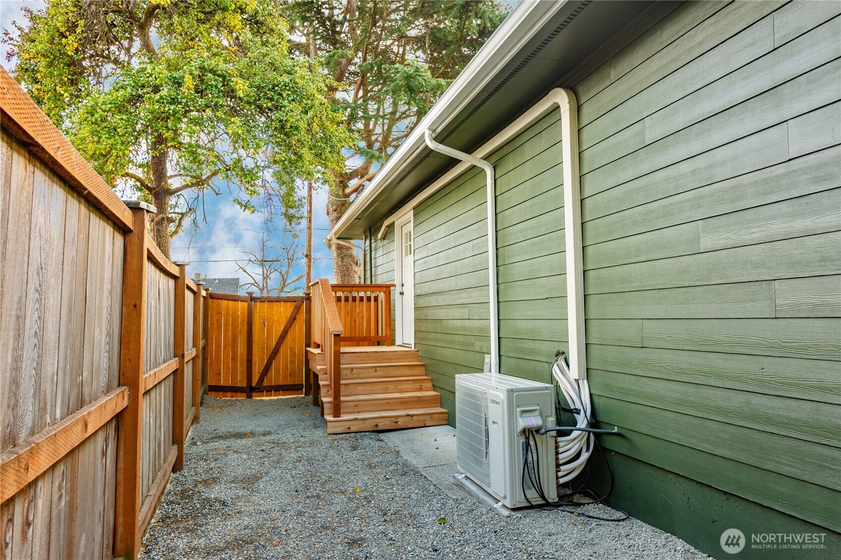 1665 S 42nd Street Property Photo 32