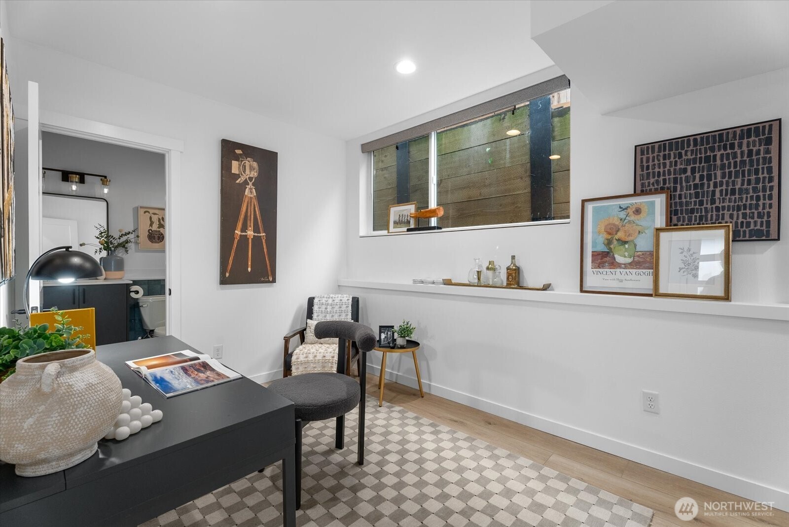 3111 Queen Anne Avenue Property Photo 8