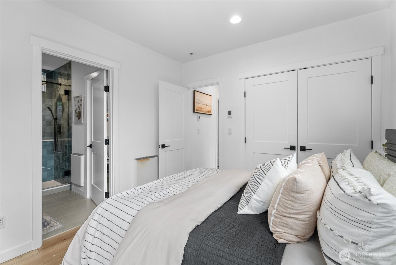 3111 Queen Anne Avenue Property Photo 12