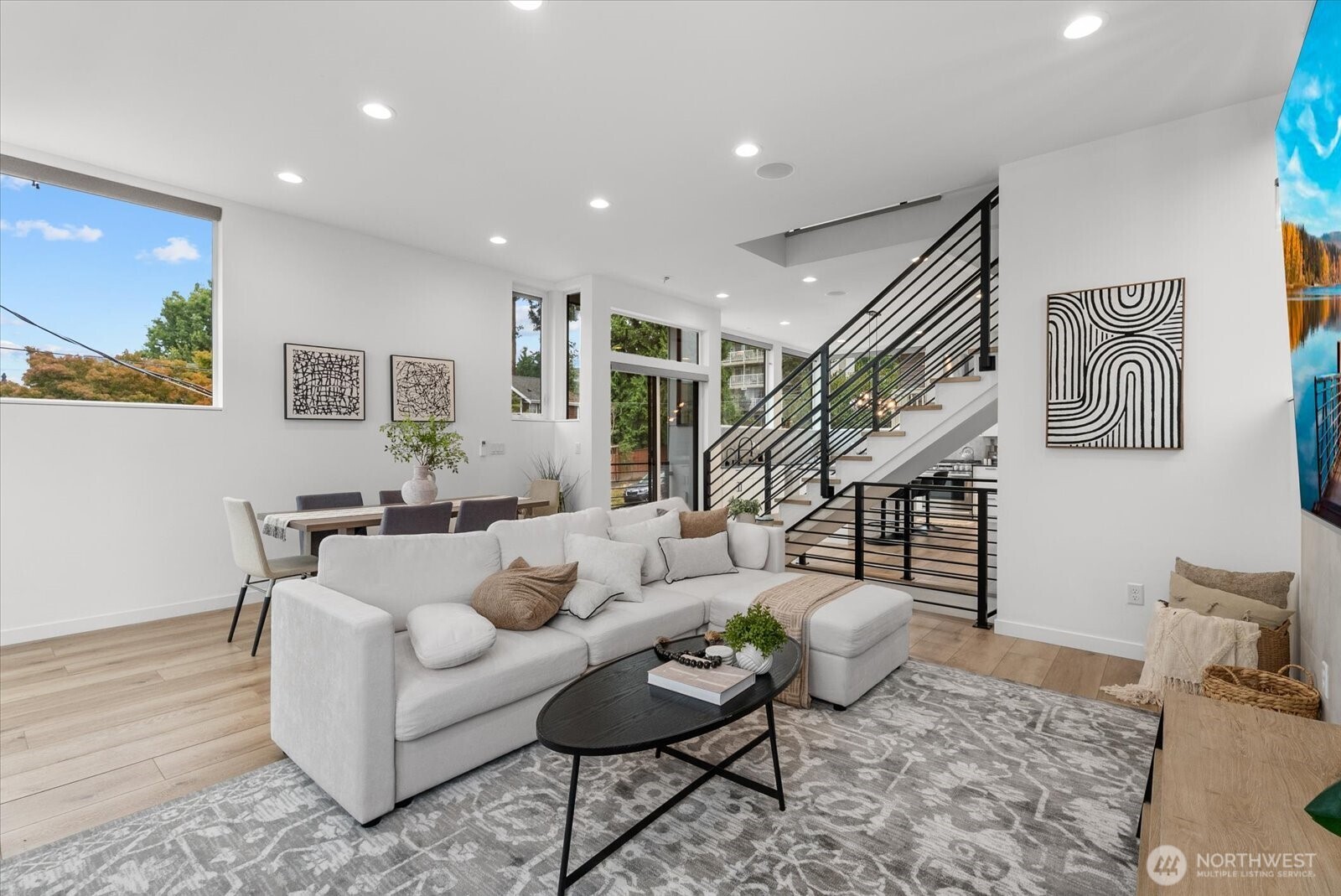 3111 Queen Anne Avenue Property Photo 16