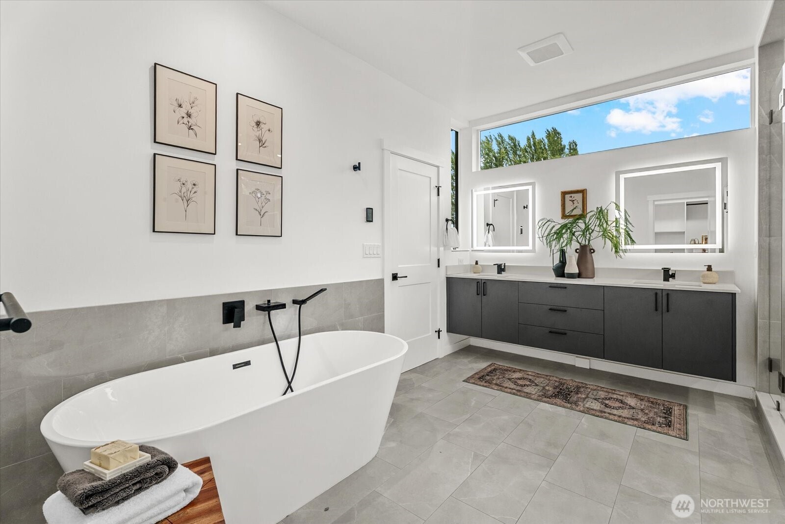 3111 Queen Anne Avenue Property Photo 20