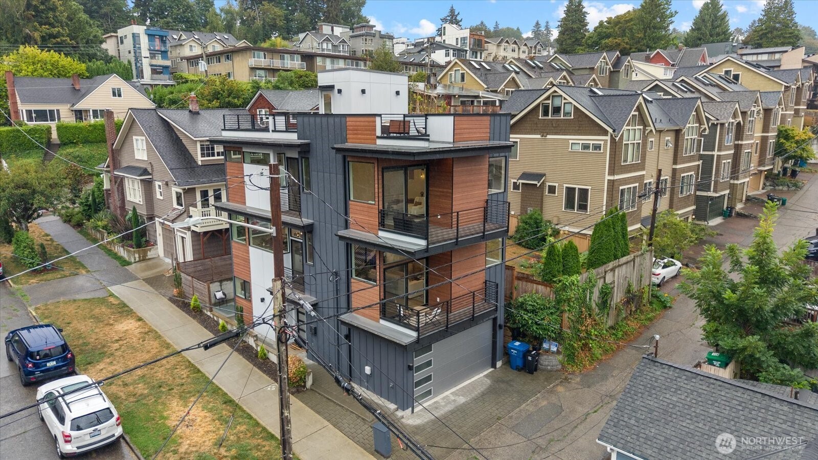 3111 Queen Anne Avenue Property Photo 32