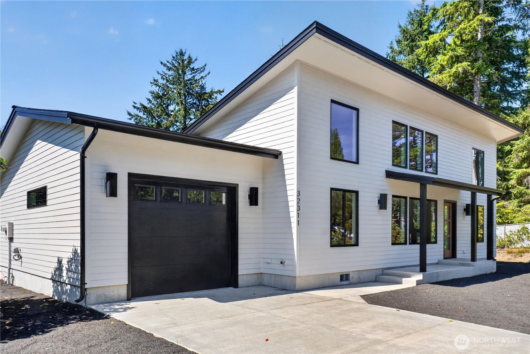 32311 N Place Property Photo 1