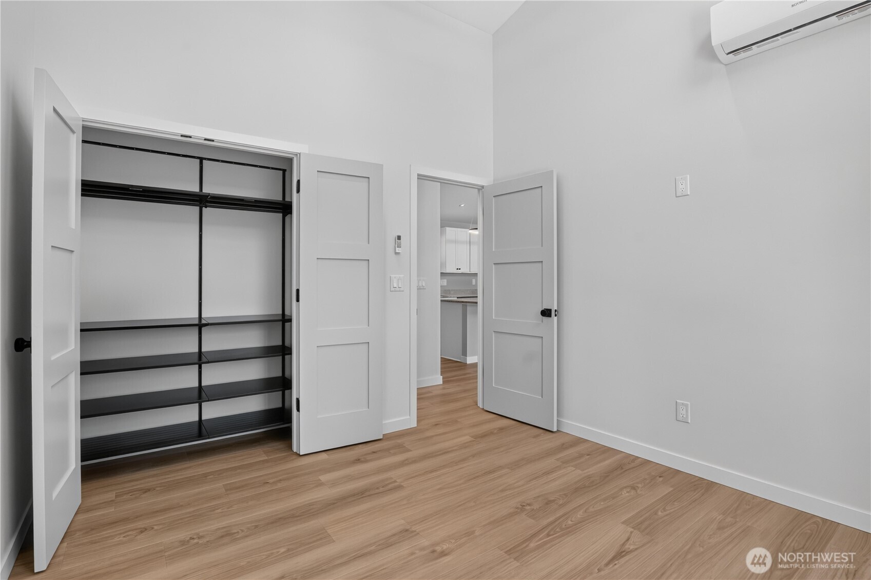 32311 N Place Property Photo 20
