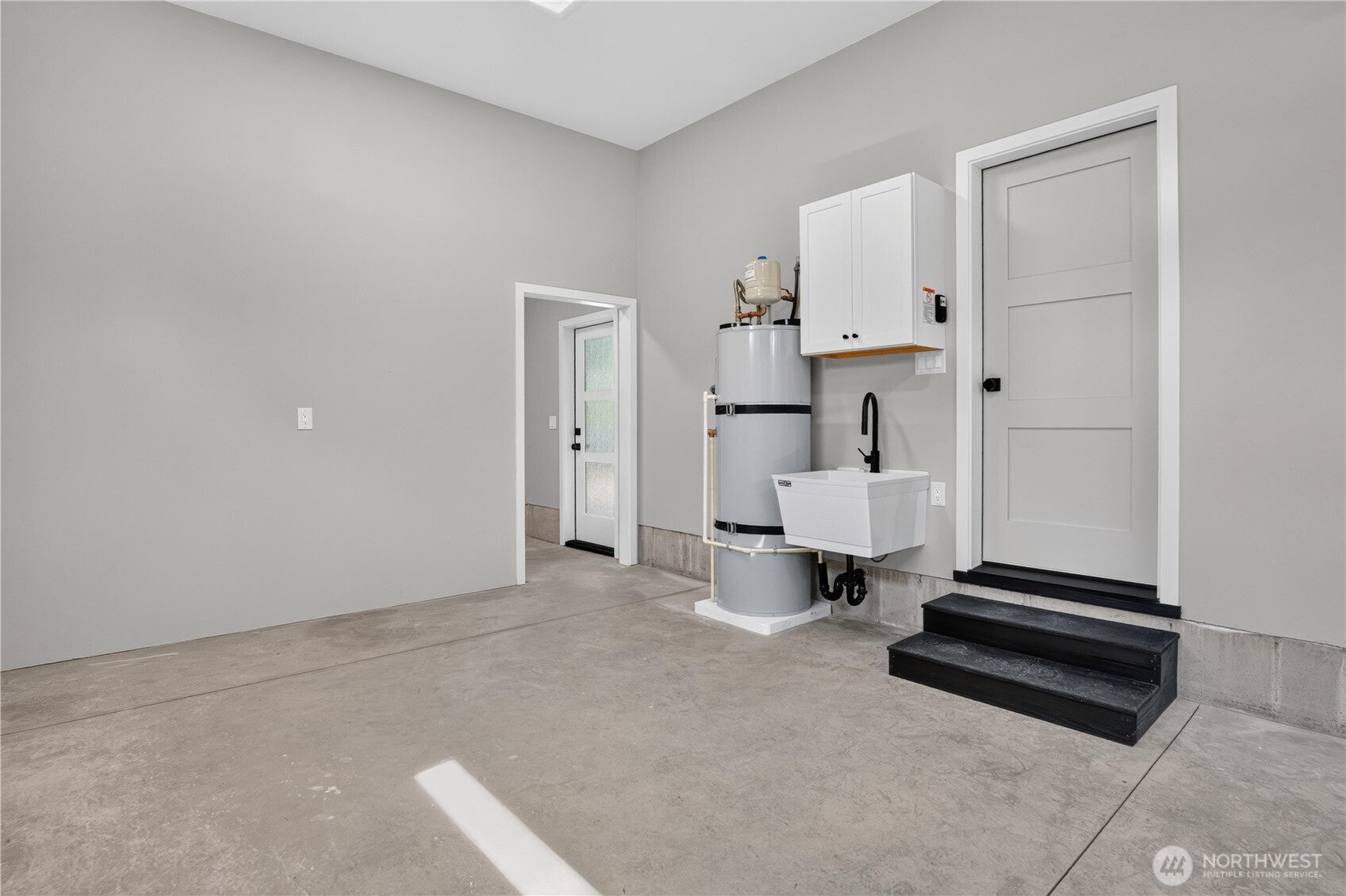 32311 N Place Property Photo 28