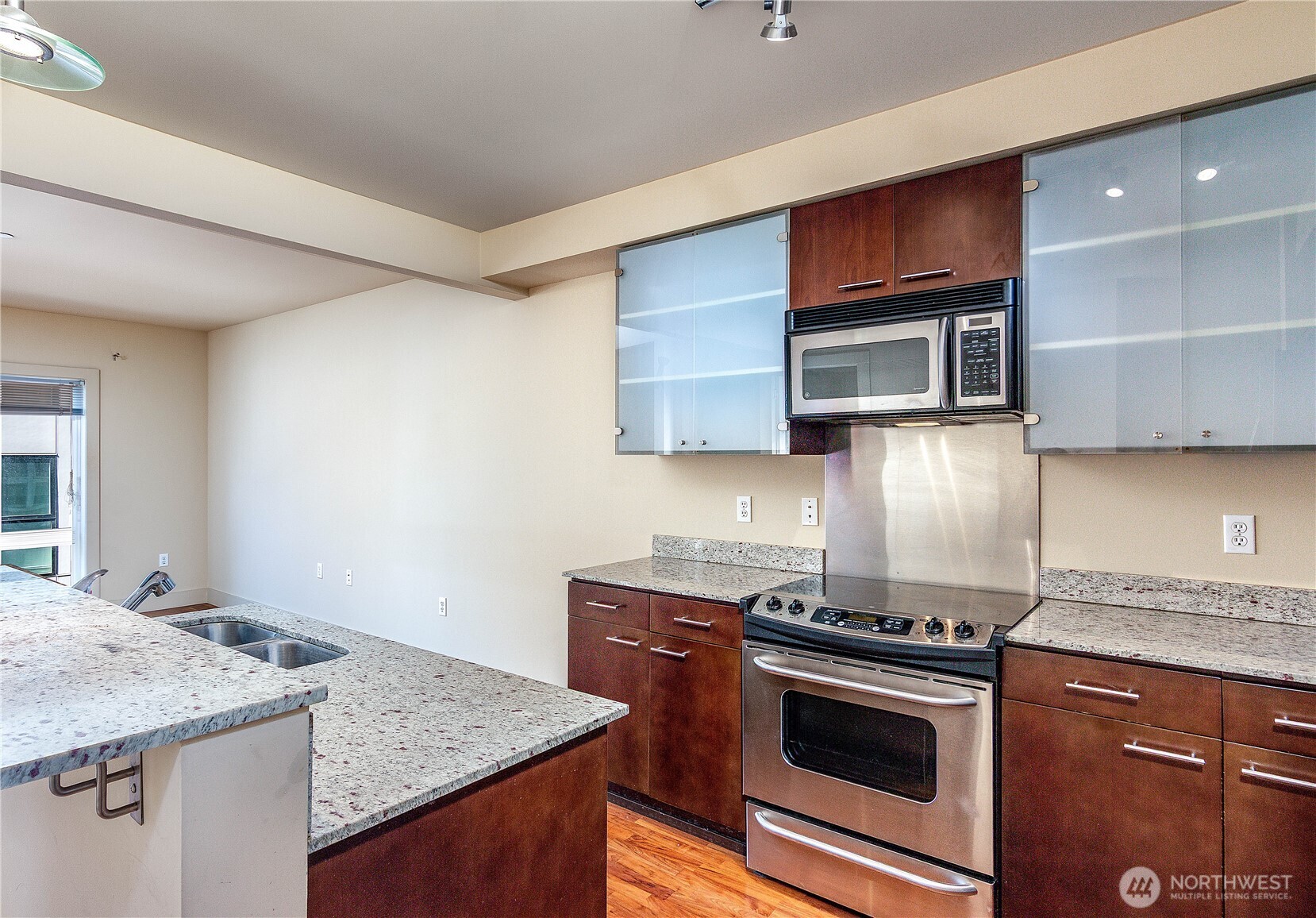 159 Denny Way 214 Property Photo 6