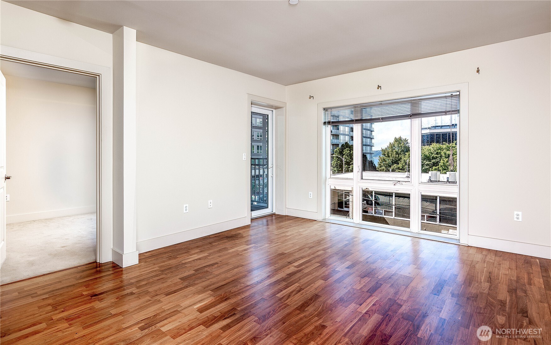 159 Denny Way 214 Property Photo 9