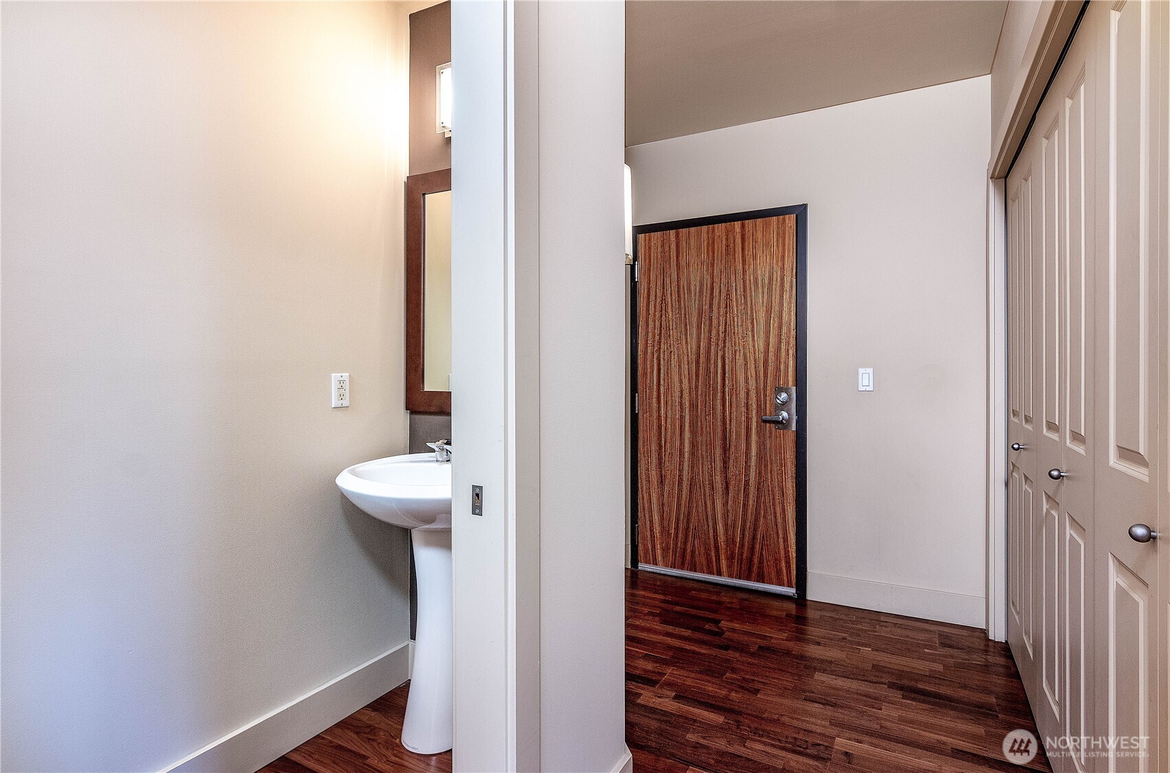 159 Denny Way 214 Property Photo 11