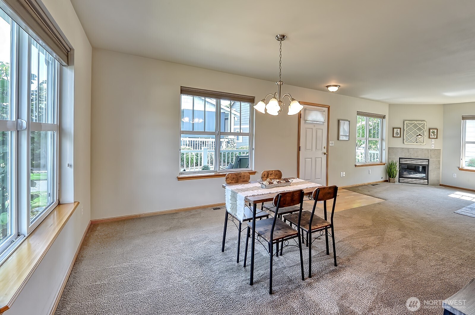500 Fieldstone Loop 49 Property Photo 9