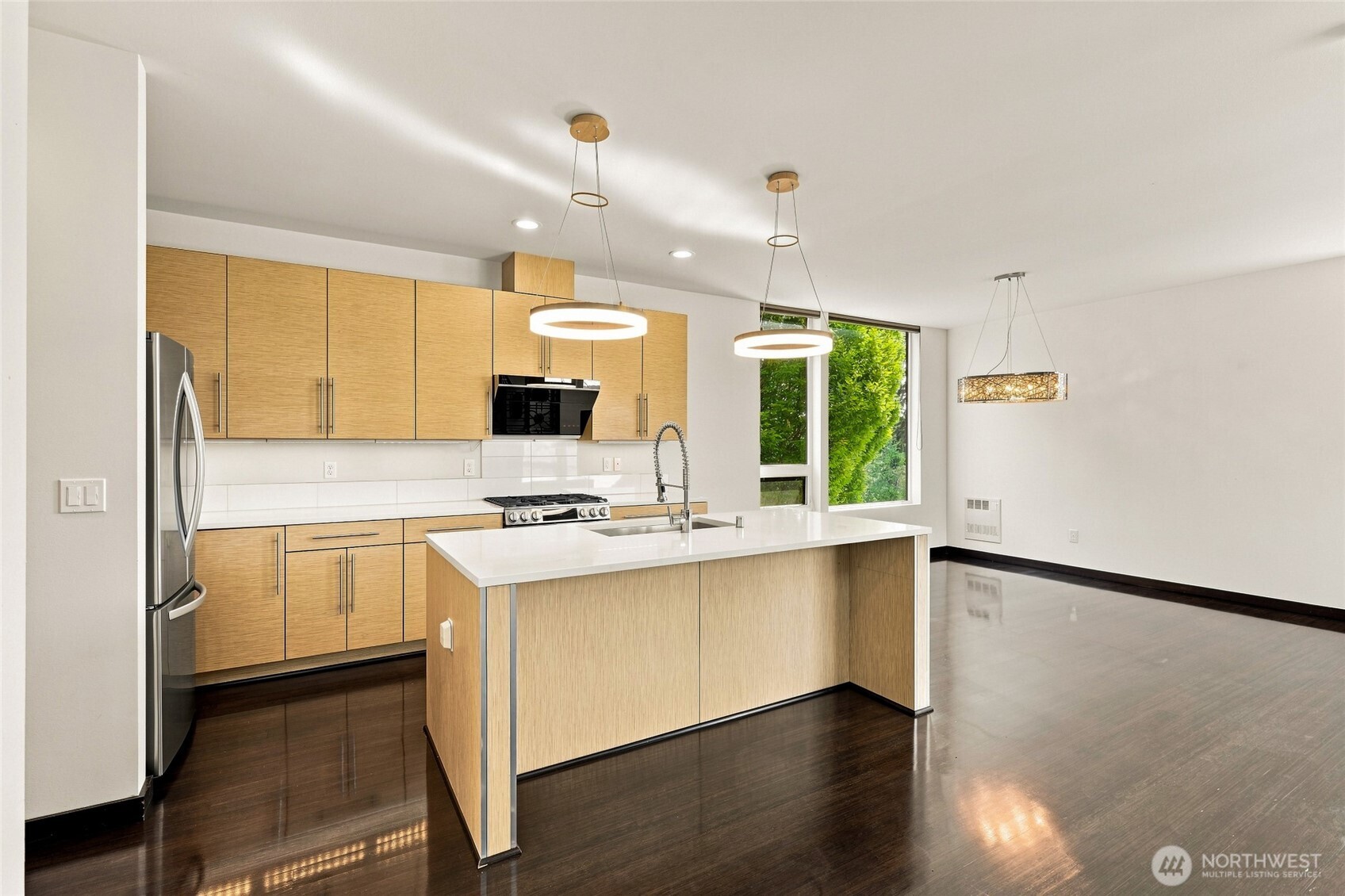 4126 Cascadia Avenue Property Photo 4