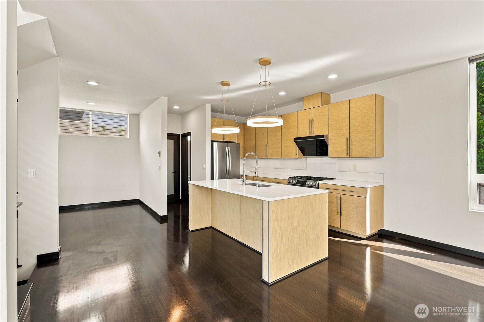 4126 Cascadia Avenue Property Photo 5