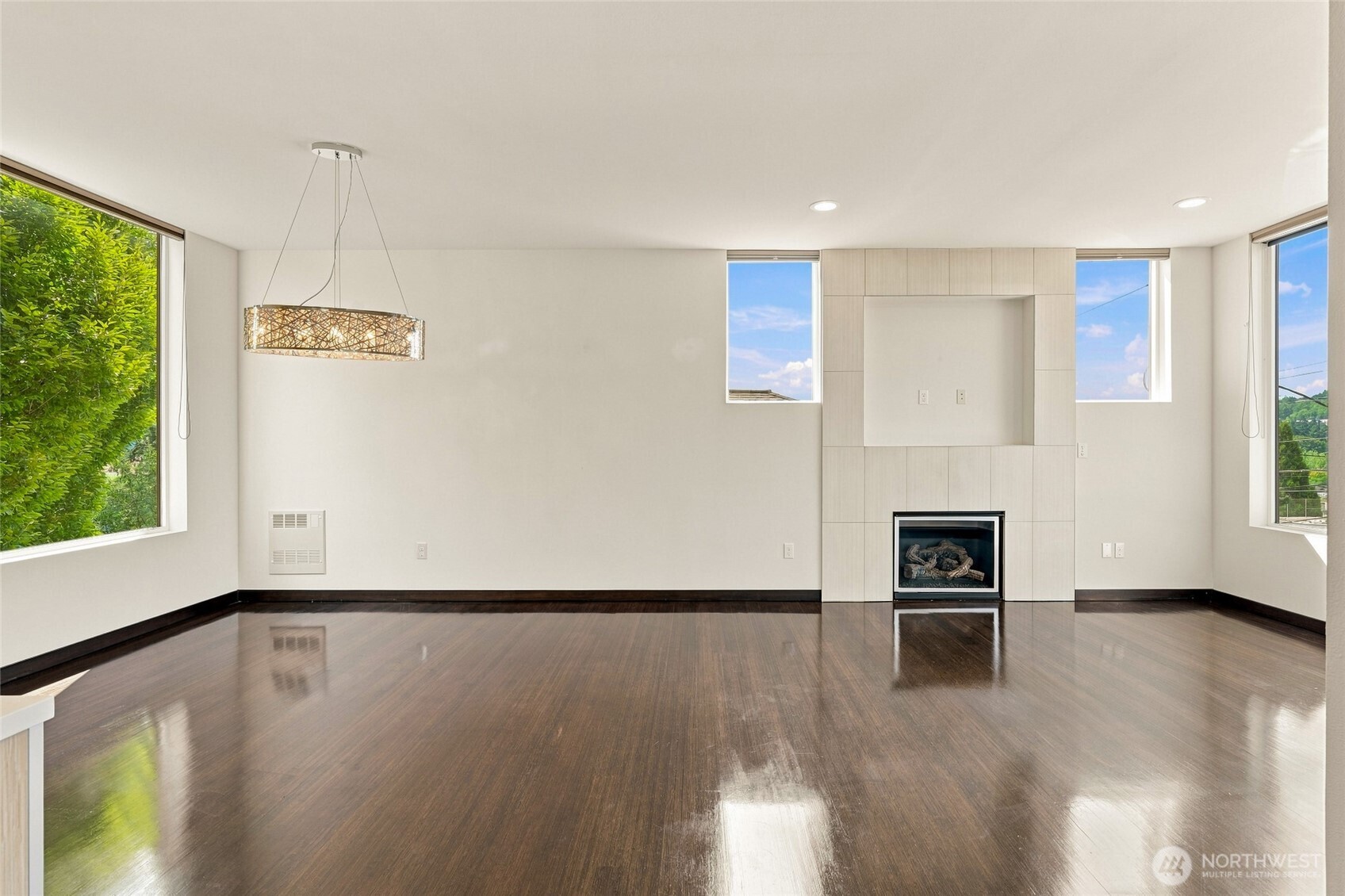 4126 Cascadia Avenue Property Photo 9