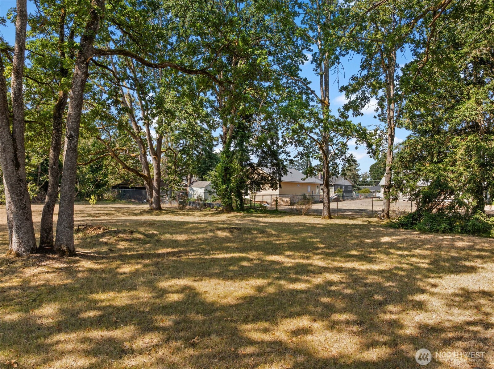 15202 Washington Avenue Property Photo 3