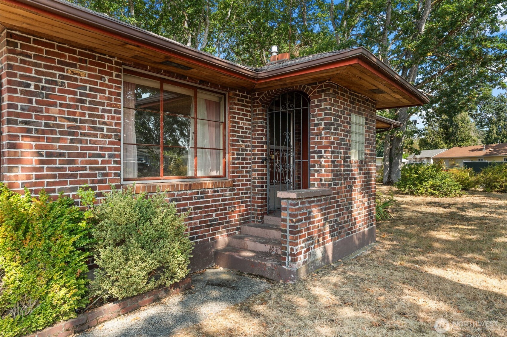 15202 Washington Avenue Property Photo 10