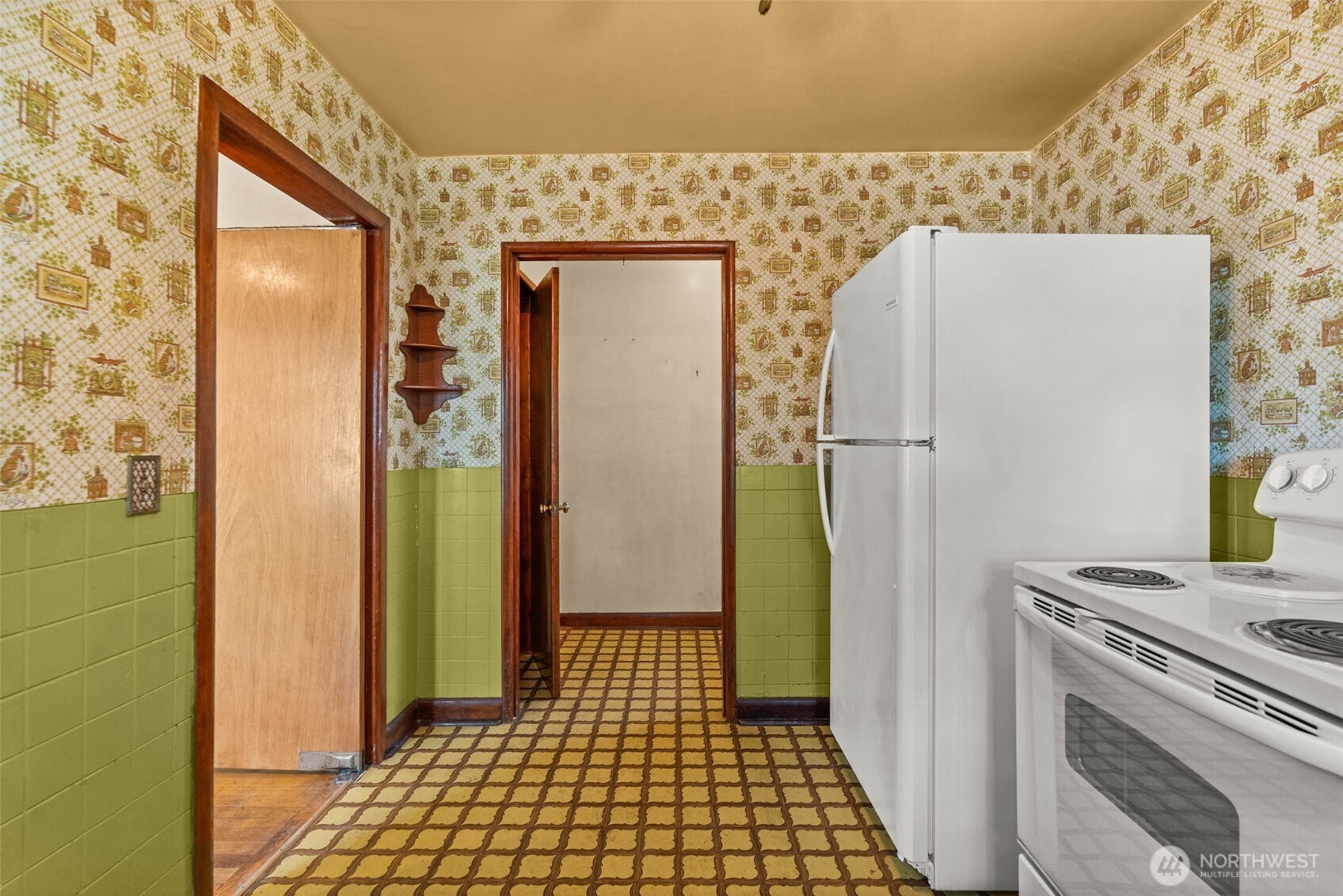 15202 Washington Avenue Property Photo 19