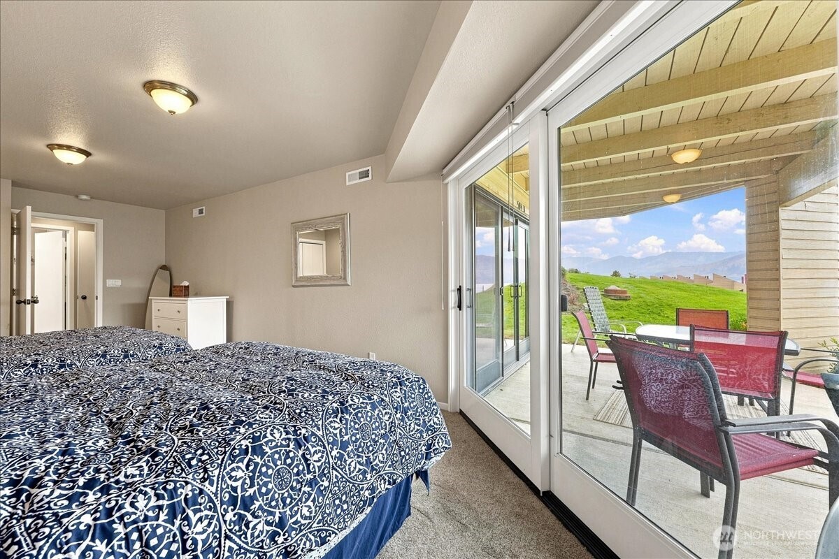 1 Halmalka Court 504b Property Photo 25