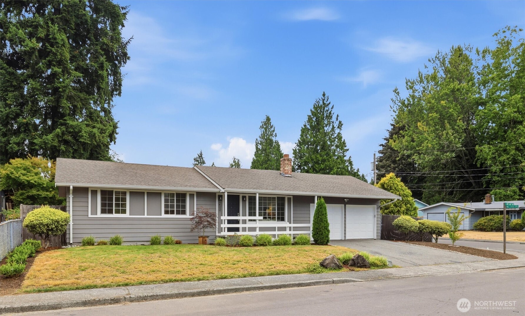 14237 105th Avenue Property Photo 2
